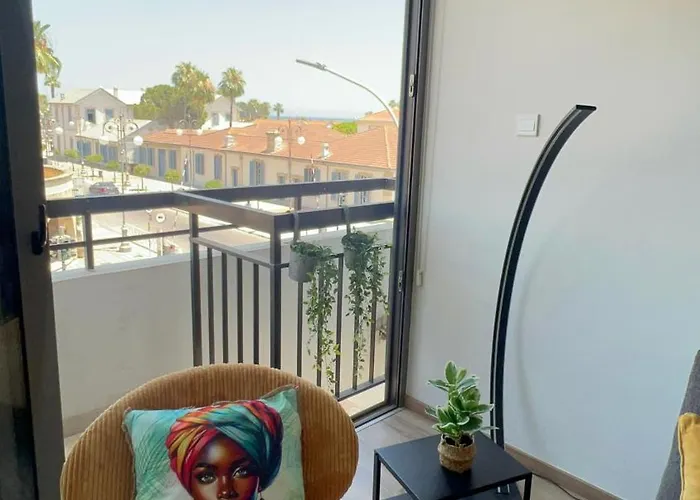 Апартаменты Azul Sea View *