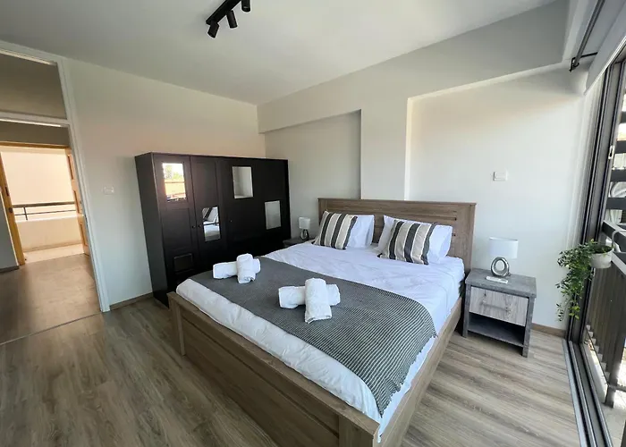 Azul Sea View Ларнака