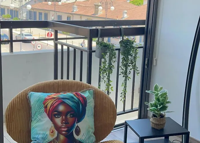 Azul Sea View * Ларнака