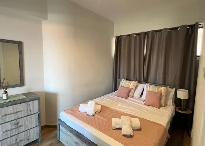 Azul Sea View Апартаменты Ларнака